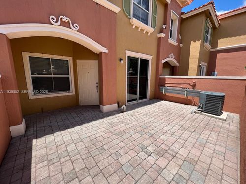 2210-721 Sw 107th Ave, Pembroke Pines, FL, 33025-6921 | Card Image