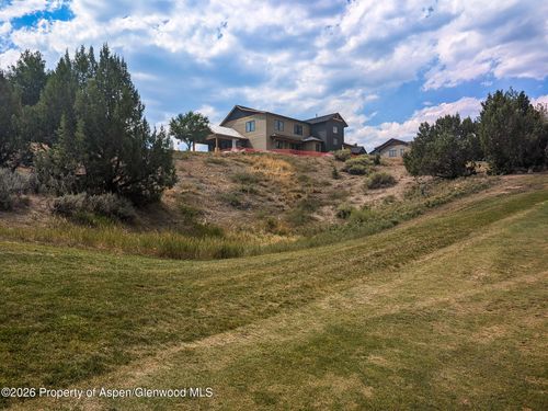 16 Doe Ct, New Castle, CO, 81647-8528 | Card Image