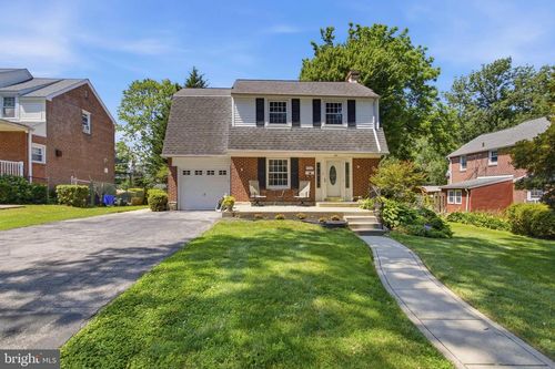 502 Montana Ave, ALDAN, PA, 19018-3215 | Card Image
