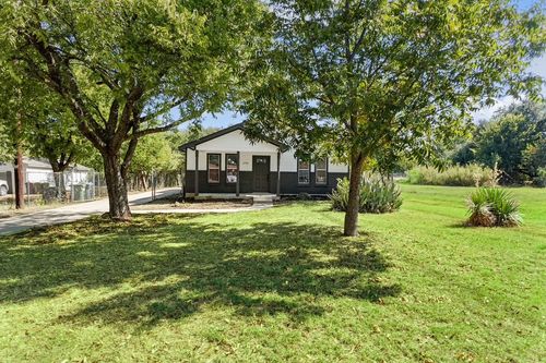 1703 Daniel Dr, Arlington, TX, 76010-8214 | Card Image