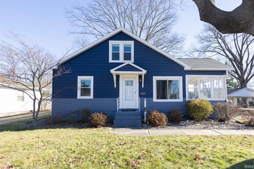 1015 N Alvord Blvd, Evansville, IN, 47711-4801 | Card Image