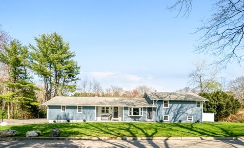 118 North St, Grafton, MA, 01519-1211 | Card Image