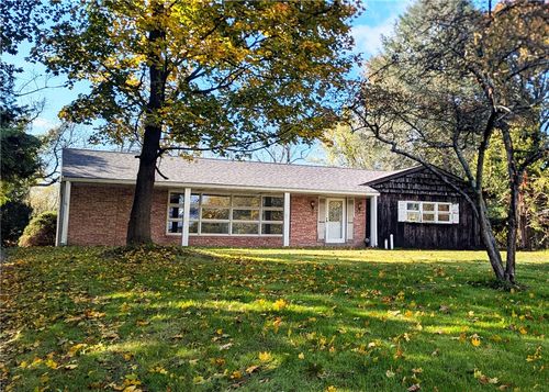 1065 Tuscarawas Rd, Brighton Twp, PA, 15009-1225 | Card Image