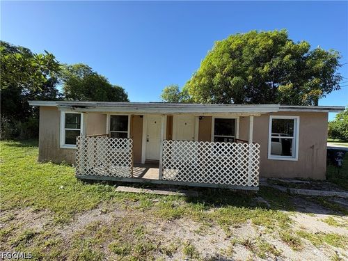 2247 Henderson Ave, FORT MYERS, FL, 33916-4523 | Card Image