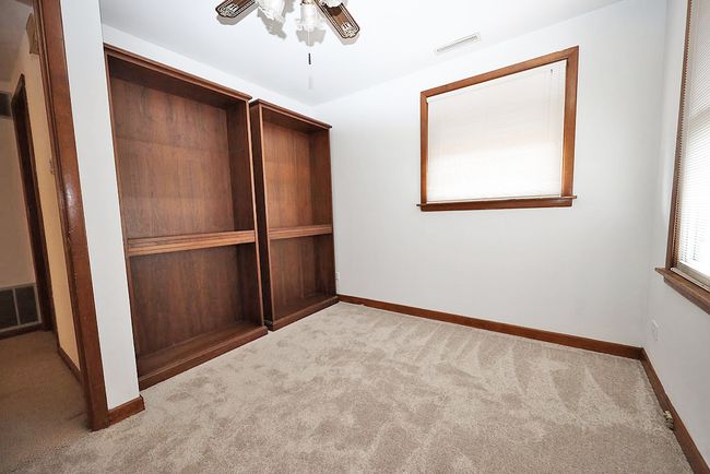 1141 Hartford Ln, House other with 5 bedrooms, 3 bathrooms and 2 parking in Elk Grove Village IL | Image 28