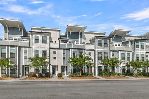 4559 Mixson Ave, North Charleston, SC, 29405-5109 | Card Image