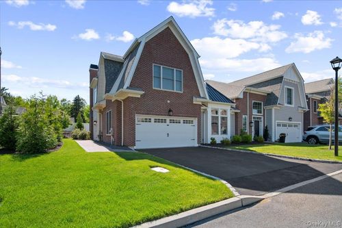 56-238 Coach Drive, Oyster Bay, NY, 11542 | Card Image