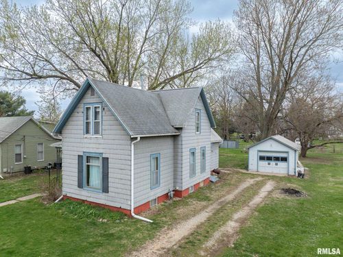 82 N Elm St, Galesburg, IL, 61401-4175 | Card Image