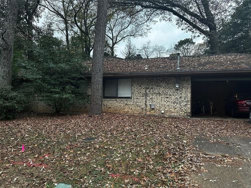 321 Olive St, Huntsville, TX, 77340-6716 | Card Image