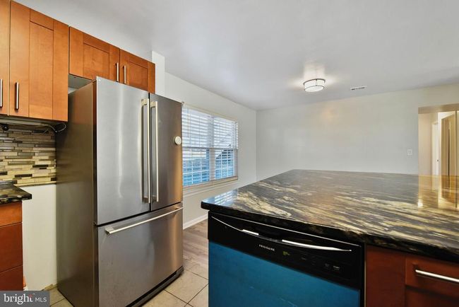 11025 Sentry Ridge Rd, Condo with 2 bedrooms, 2 bathrooms and null parking in MANASSAS VA | Image 17