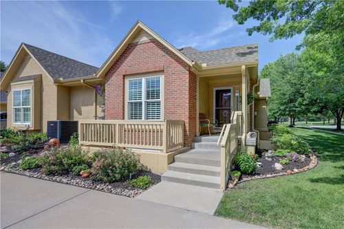 ste-1901-15192 S Greenwood St, Olathe, KS, 66062-7114 | Card Image