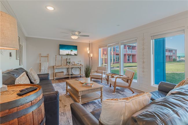 601 - 800 Beach Access Road 1 A, Condo with 3 bedrooms, 2 bathrooms and 2 parking in Port Aransas TX | Image 14