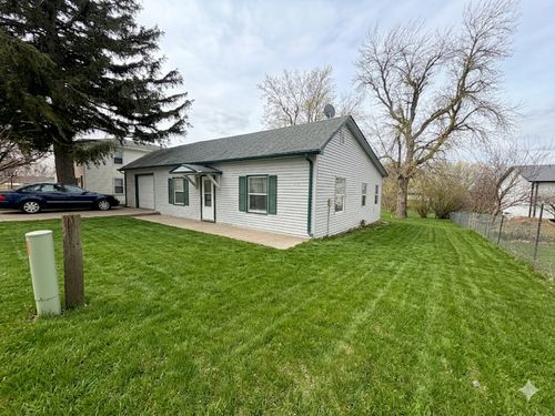 205 S 2nd St, Beaver Creek, MN, 56116-4024 | Card Image