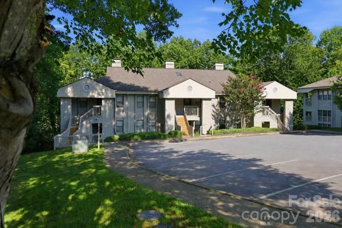 1503 Abbey Cir, Asheville, NC, 28805-3413 | Card Image