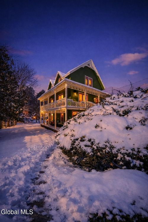 315 Lake Ave, Lake Luzerne, NY, 12846-2913 | Card Image