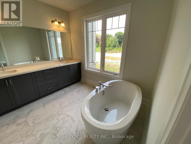 48 William Crisp Dr, House other with 4 bedrooms, 4 bathrooms and 12 parking in Alton ON | Image 14