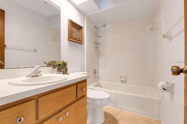 13635 Berkshire Ct, House other with 3 bedrooms, 2 bathrooms and null parking in GRAND ISLAND FL | Image 12