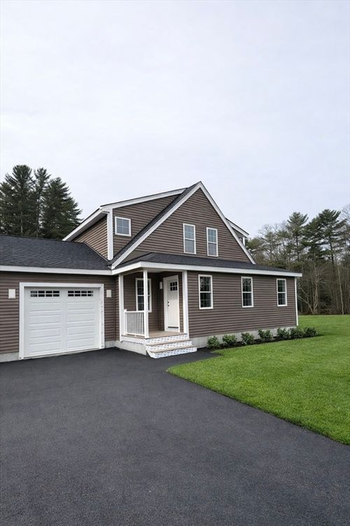 19-19 Kashmir'S Way, Middleboro, MA, 02346 | Card Image