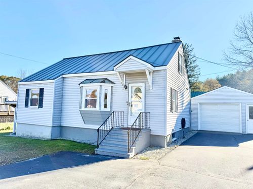 426 Vermont Vt Route 103 N, Chester, VT, 05143-4449 | Card Image