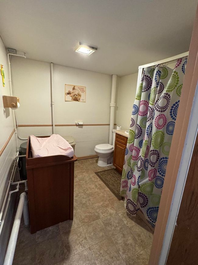 995 106 Th Ave, Home with 0 bedrooms, 2 bathrooms and null parking in Plainwell MI | Image 5