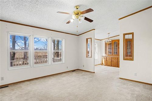 7473 Rawlins Rd, Atchison, KS, 66002-6129 | Card Image