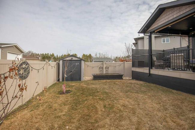 131 Cedar Square, House other with 5 bedrooms, 4 bathrooms and 7 parking in Blackfalds AB | Image 10