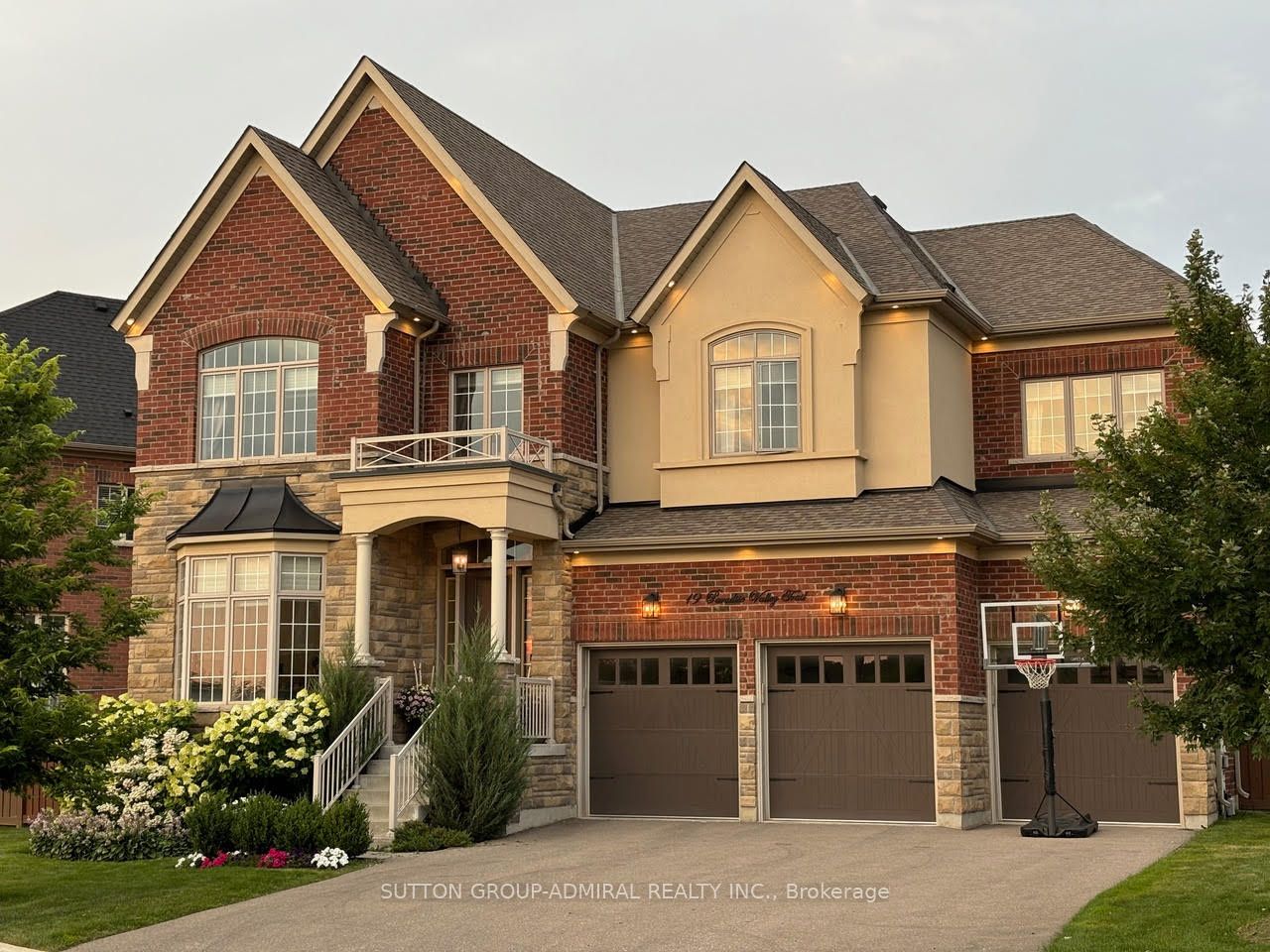 19 Paradise Valley Trail, For Sale in Nobleton Zoocasa