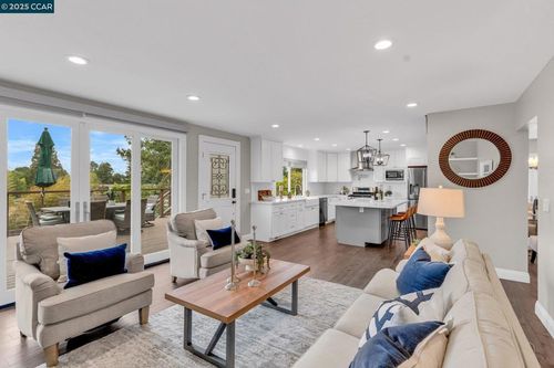 83 Arlington Ave, Kensington, CA, 94707-1131 | Card Image