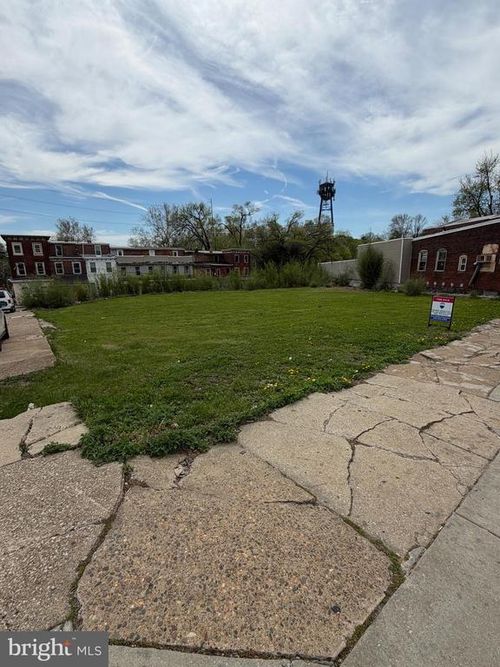 834 Main St, DARBY, PA, 19023 | Card Image