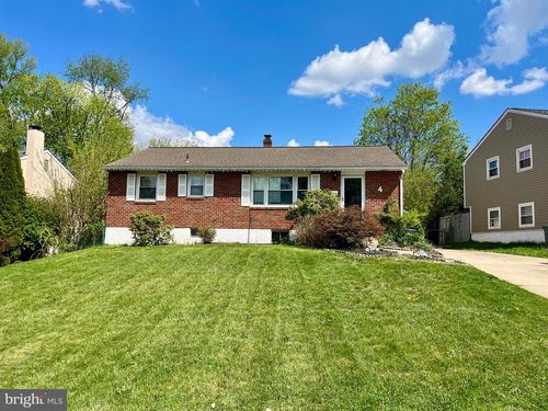 4 Albertson Blvd, WILMINGTON, DE, 19808-4702 | Card Image