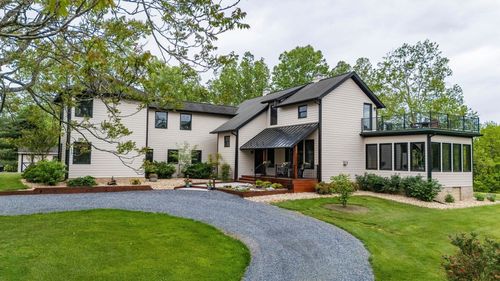 216 Lee Roy Rd, GROTTOES, VA, 24441-4612 | Card Image
