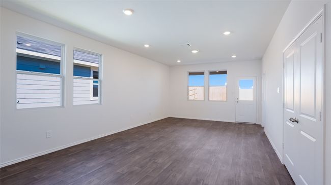 161 Celosia Loop, House other with 3 bedrooms, 2 bathrooms and 1 parking in Uhland TX | Image 9