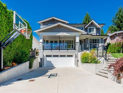 13727 Malabar Ave, House other with 5 bedrooms, 3 bathrooms and 6 parking in White Rock BC | Image 1