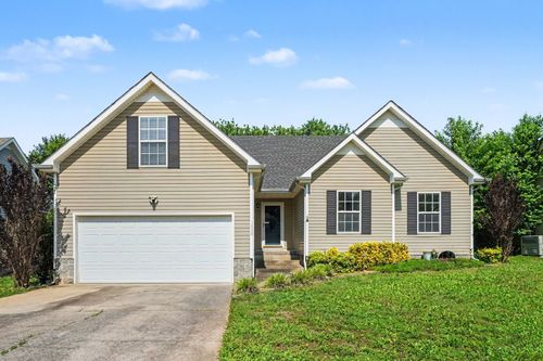 3660 Kendra Ct S, Clarksville, TN, 37040-2548 | Card Image