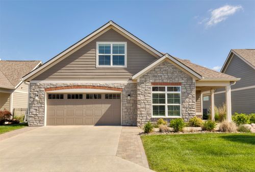 17475 Baxter Dr, Clive, IA, 50325-2614 | Card Image
