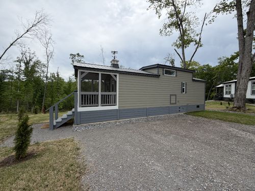 112 Pine Grove Ln, Dover, TN, 37058-2013 | Card Image