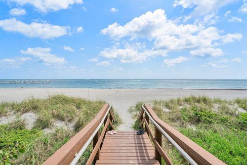 302-400 Ocean Trail Way, Jupiter, FL, 33477-5524 | Card Image