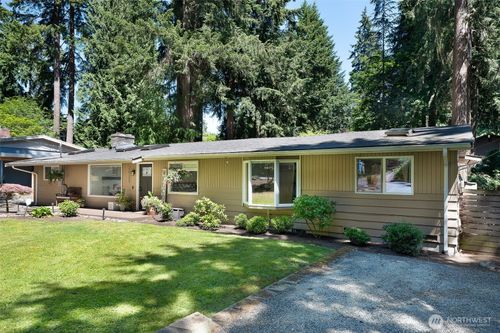 20209 83rd Ave W, Edmonds, WA, 98026-6729 | Card Image
