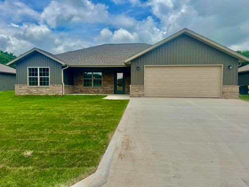 1520 Ridgemont Ave, Monett, MO, 65708-4211 | Card Image
