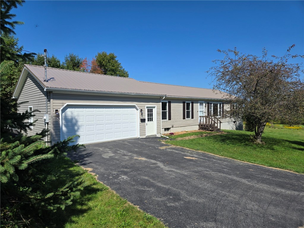 Cramer Rd, Canandaigua, NY 14424