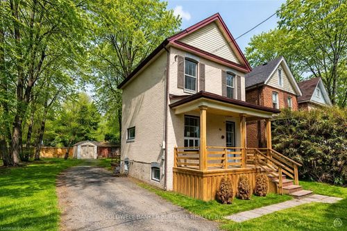 35 Dundas St, Dundas, ON, L9H1A1 | Card Image