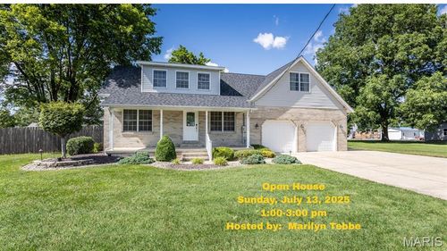 8113 Main St, Breese, IL, 62230-2517 | Card Image