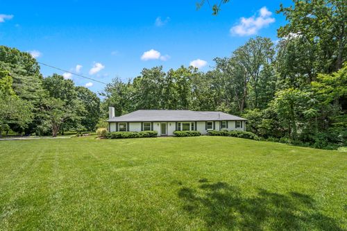 873 Forest Acres Dr, Nashville, TN, 37220-1804 | Card Image