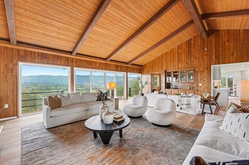 27608 Cobb Ln, Valley Center, CA, 92082-6640 | Card Image