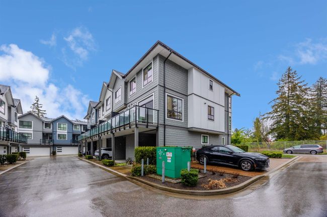 29 - 16760 25 Avenue, Townhouse with 3 bedrooms, 2 bathrooms and 2 parking in Surrey BC | Image 3