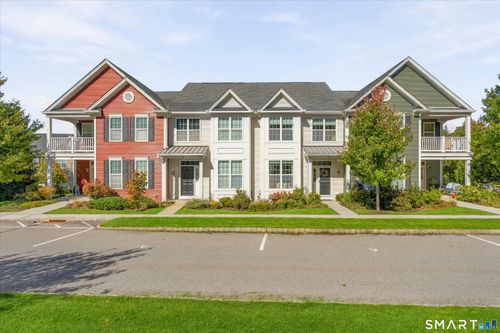 71-71 Warrington Round, Danbury, CT, 06810 | Card Image