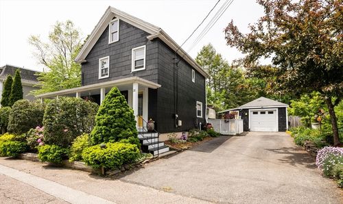 28 Mineral St, Ipswich, MA, 01938-1927 | Card Image