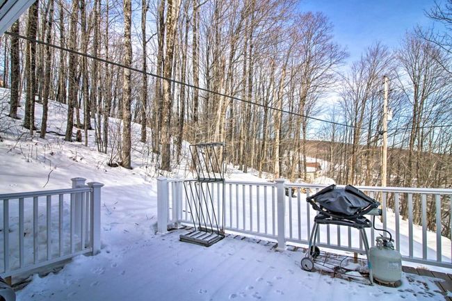 4324 Vt Route 11, House other with 4 bedrooms, 3 bathrooms and null parking in Peru VT | Image 17