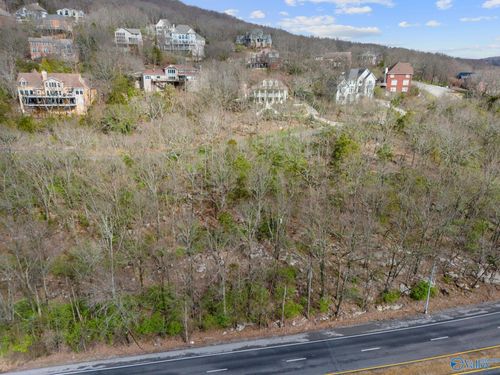 2214 Governors Bend Road, Huntsville, AL, 35801 | Card Image