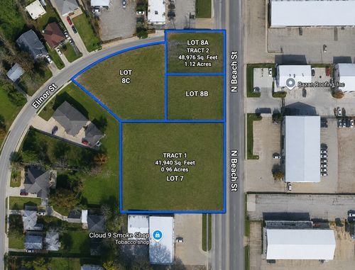 2937 N Beach St, Fort Worth, TX, 76111-6204 | Card Image
